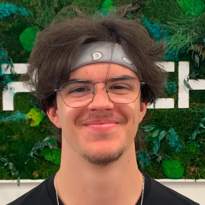 Photo de Corentin Piquet, développeur backend de l'application TacTik